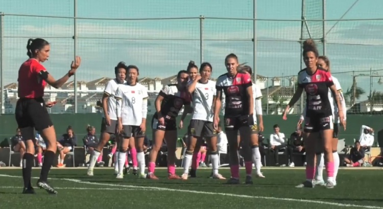 唐佳麗梅開二度、邵子欽破門，中國女足3-2擊敗Alhama俱樂部女足