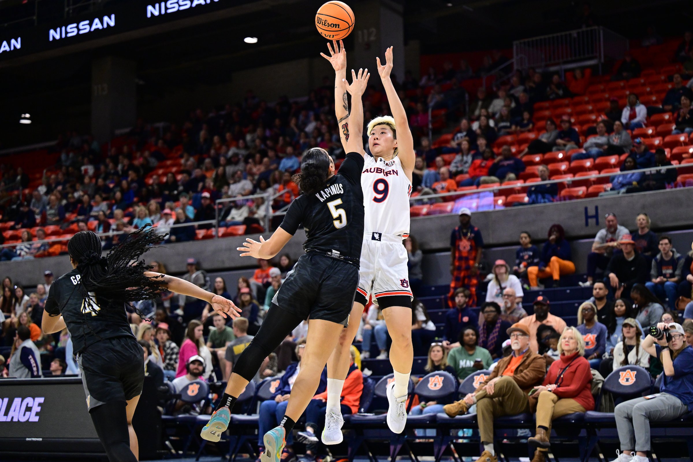  征戰(zhàn)NCAA！鄧雨婷：不太喜歡被稱為“李夢(mèng)接班人” 未來想進(jìn)WNBA