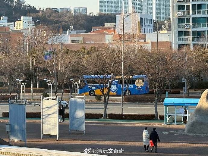  泰山隊退賽！博主：蔚山的大巴已經(jīng)抵達球場，隨后又開了回去