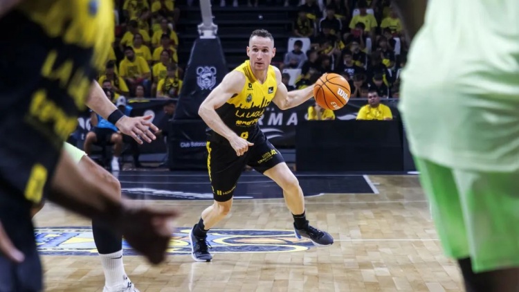  NBA初代老六，42歲進(jìn)入生涯巔峰？！