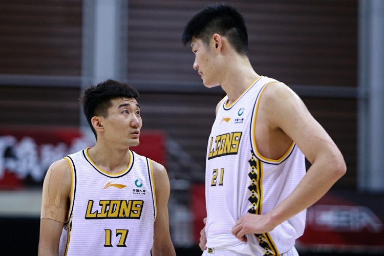  本賽季主場金身告破！張寧上籃絕殺 廣廈12連勝&主場19連勝遭終結(jié)