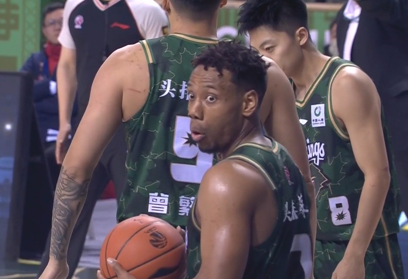  外線很準(zhǔn)！祝銘震6記三分拿下22分6籃板