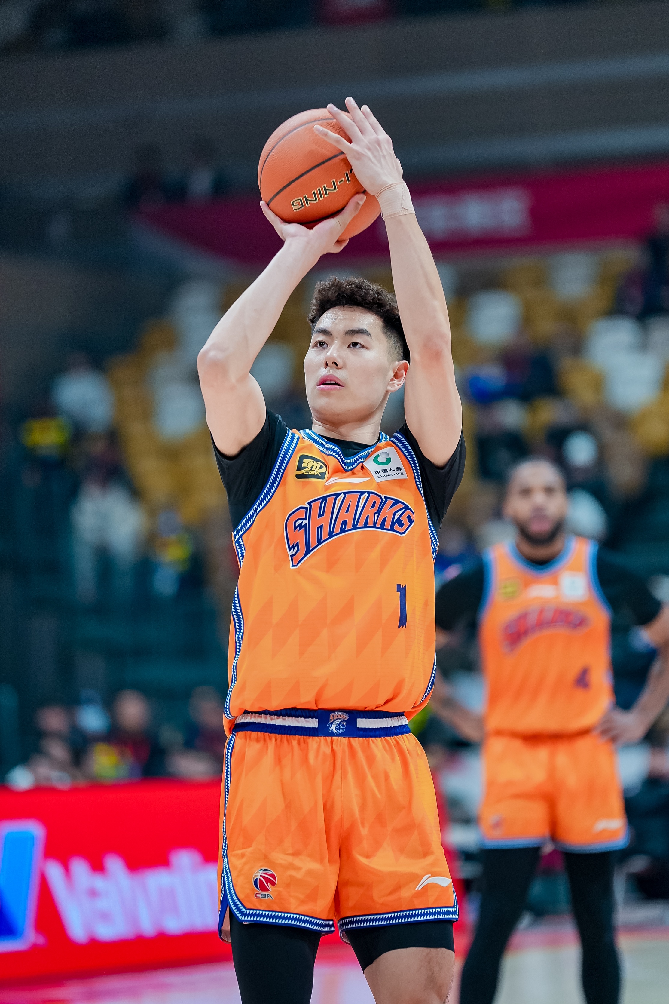  相當高效！李添榮10中7&三分7中4拿全隊并列最高18分